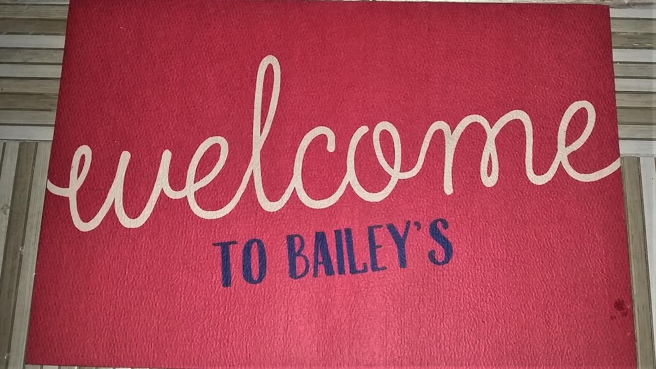Bailey'S Bed And Breakfast Runaway Bay Exterior photo