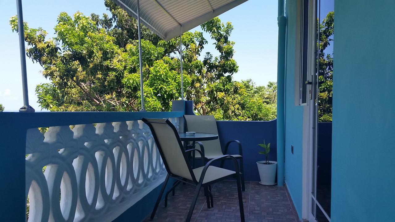 Bailey'S Bed And Breakfast Runaway Bay Exterior photo